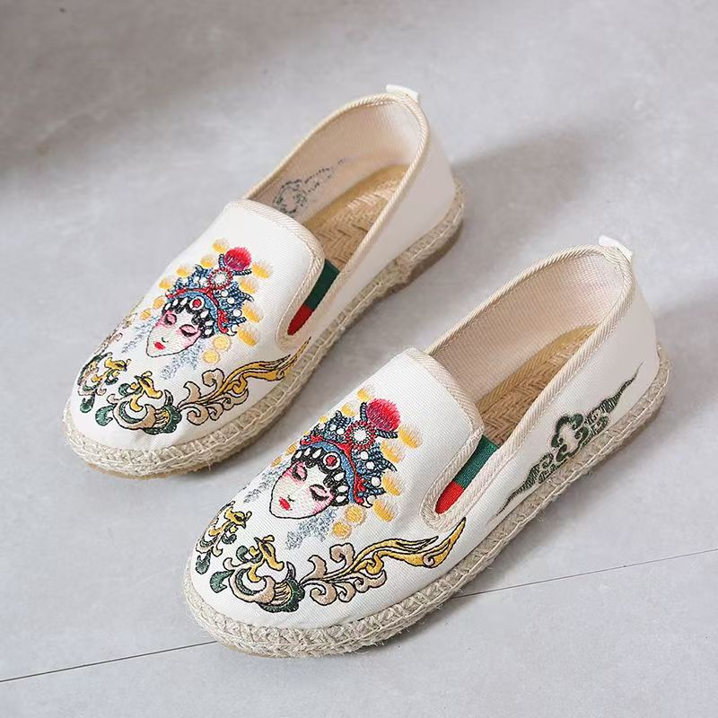 Sepatu Wanita Sol Datar Bordir - Embroidery Cloth ulasan dan harga
