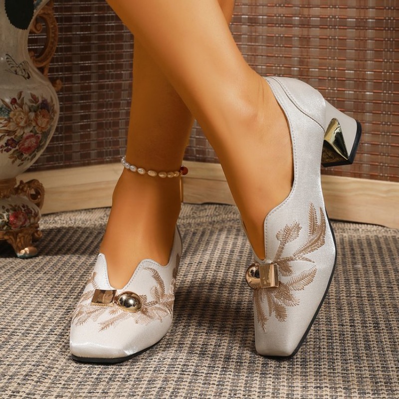 Sepatu Wanita Hak Sedang Model - Embroidery Designer ulasan dan harga