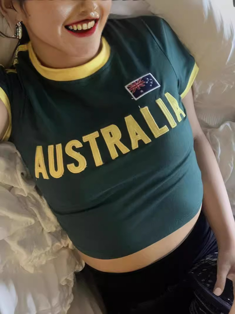 Y2k kaus bordir Australia wani - Embroidery In Australia ulasan dan harga